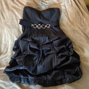 Black Hi-lo Pick-up Bubble Dress from Torrid